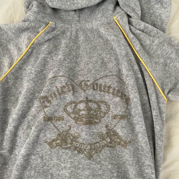 !! SUPER CUTE VINTAGE Y2K JUICY COUTURE TRACKSUIT SET !! - Picture 4 of 8